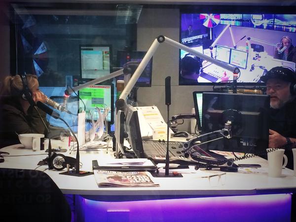 kyleandjackieo's tweet photo. #FirstCalls Now 131065 @kiis1065 http://t.co/cS7AxG9V5U