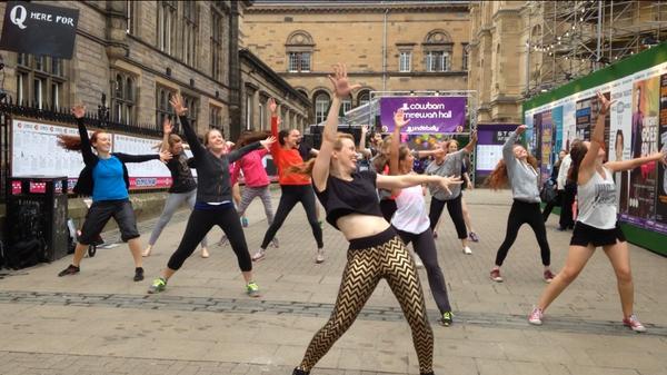 LizCahalan's tweet photo. So much dance passion at #beydance! We'll be doing Love on Top in the morning. 10am at @Gildedballoon @edfringe http://t.co/J4Y5Exbvx5