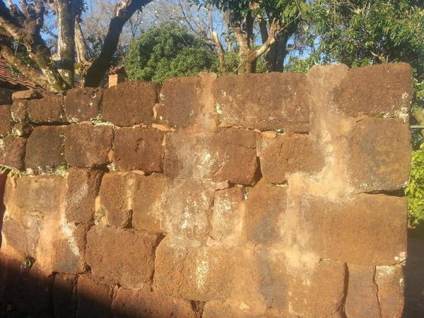 FFcasarosa's tweet photo. hasta en las Ruinas de San Ignacio me cruzo a compañeros apoyando a @danielscioli ,  tranquilos, falta mucho aun.., http://t.co/nyo6SCuBf5