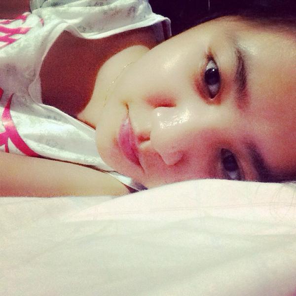 dessyDear's tweet photo. Being alone falls to boredom:-) http://t.co/QmYBmoeYiz