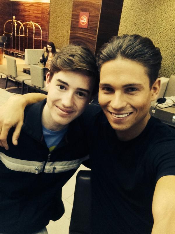JoeyEssex_ tweet picture
