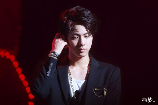 improving_Jin's tweet photo. Index Change 2 
@BTS_twt #Jin #진 #석진 
http://t.co/wsVTOLbHLh http://t.co/HkrAEooeP4