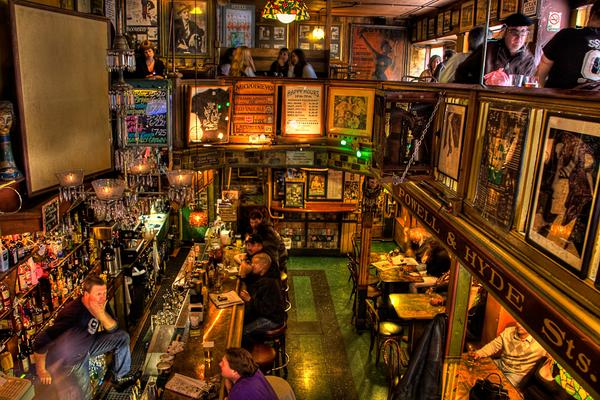 “<a href="/onlyinsf/">Only in SF @ 🌁</a>: Drink at Jack Kerouac's favorite bar. Yep, it's right here in San Francisco. bit.ly/1uTWnN9 ”