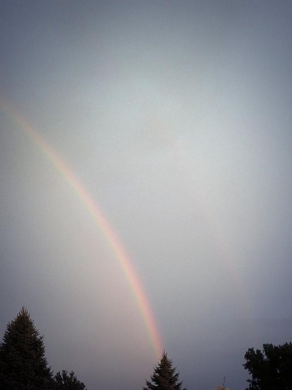 xoxoCorey's tweet photo. Its a rain bow twerking with mom and aunt tiff #gaybow live life to the fullest be the beautiful person you wanna be http://t.co/QNbRv2m2ST