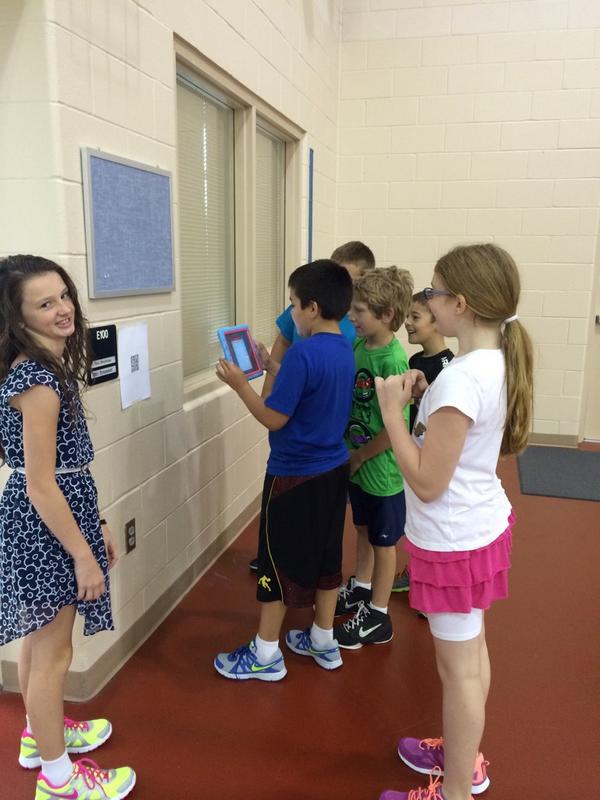 OESPhysEd's tweet photo. 1st day of #physed class. iPad QR code hunt. #movingwhilelearning #nosittinginthisclass #seethesmiles http://t.co/o876mlccte