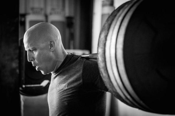 CrossFit's tweet photo. Deep breath. It's time to barbell. #CrossFit @CrossFitBrandX http://t.co/iMPI1EnaWX