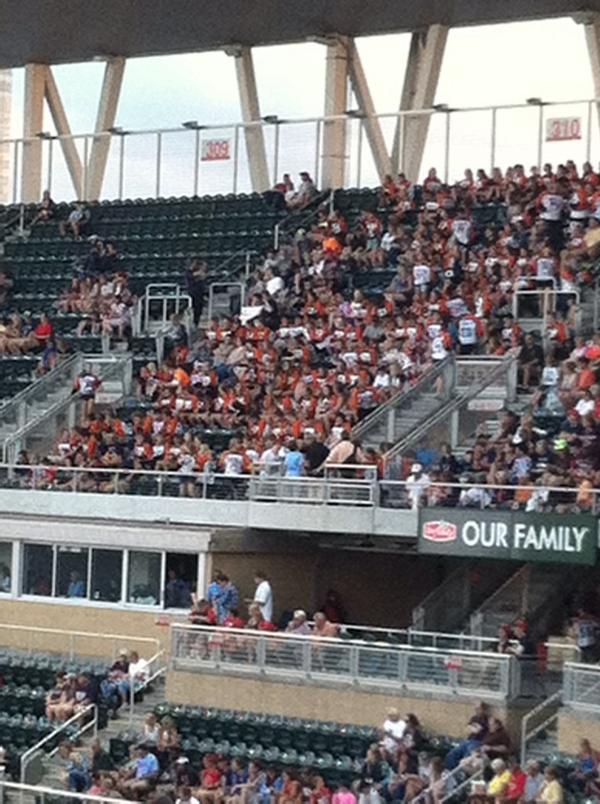 ErikaYoney's tweet photo. Take a seat, relax and enjoy the game!! Great job spuds! #moorheadorch #moorheadschools #MNTwins http://t.co/fRdupbMvCp