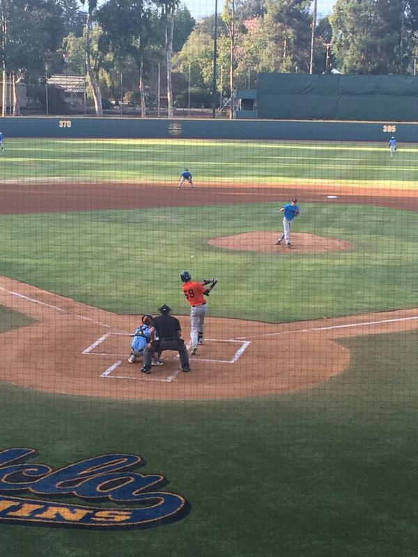 BTCwJoeDiesel's tweet photo. @BlakeSabol24 leading things off here. We are under way! http://t.co/sXsGfECek1