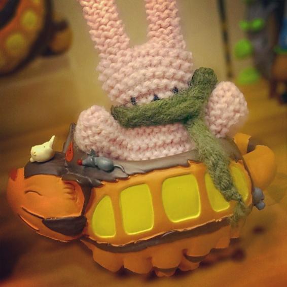 Kurious_Lapin's tweet photo. #Totoro, I'm on the #neko_bus. http://t.co/f63RItR0VZ