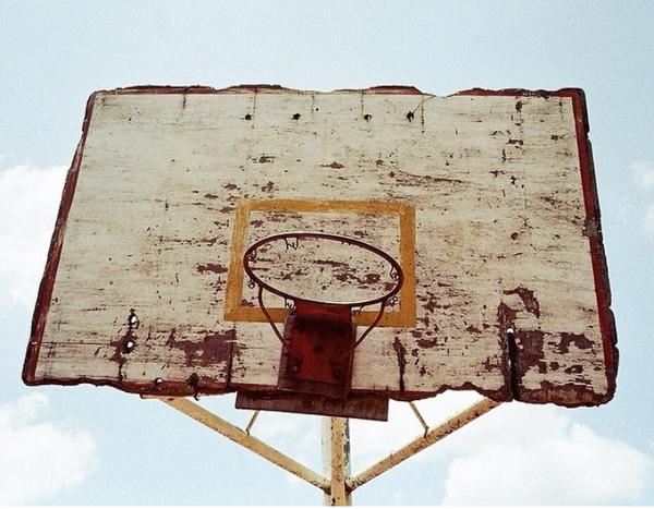 ilovebaskett's tweet photo. Even when the rim is crooked, the game still perfect. -Nike Basketball http://t.co/UTUjJDMWku