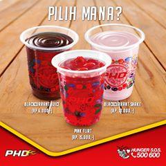 PHD_WIYUNG's tweet photo. Ini minuman dengan sari buah *nyam* pilih yg mana ? http://t.co/vbkvV6tAFg