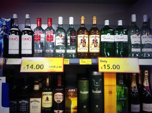 TingleyExpress's tweet image. Bank holiday is on the horizon! 🍷🍹🍸