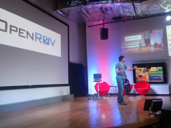 KomunitasRobot's tweet image. Eric Stackpole sudah mulai bicara tentang OpenROV #RoboticsFair di @atamerica