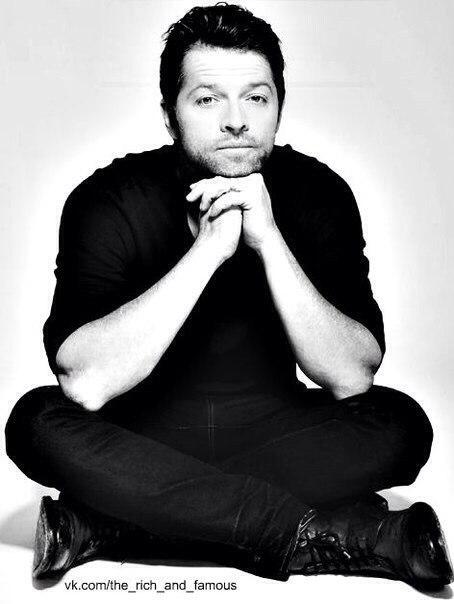 Happy Birthday!Misha Collins!40 years!   