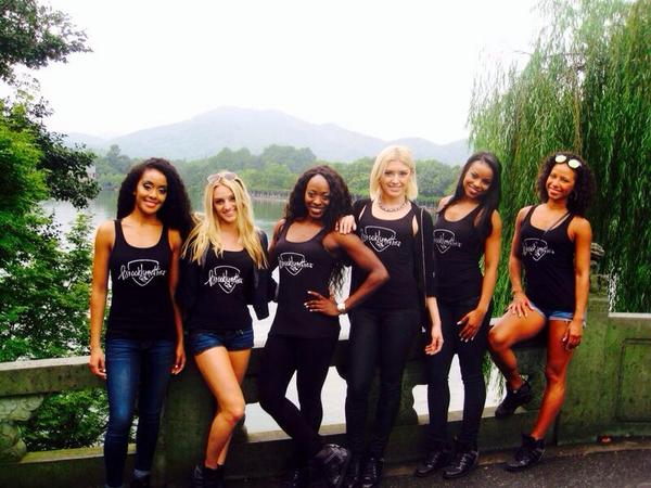 Brooklynettes's tweet image. The #Brooklynettes adventures in China continue! What an incredible day exploring West Lake in Hangzhou! #Nets