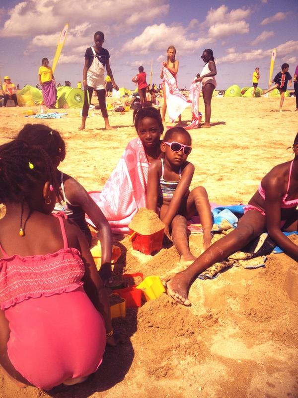 valtrier's tweet image. Ça ne sert à rien une journée de vacances ? Au @secourspop , les enfants disent merci pour la #JOV