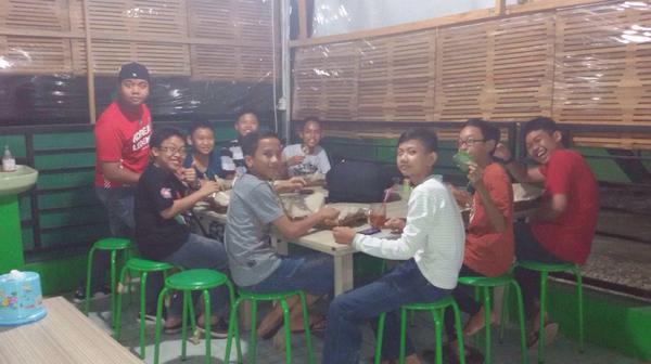 8D_Spensix's tweet photo. Bebek Kalijo aan HAHA😸 http://t.co/p2HsVlnNul