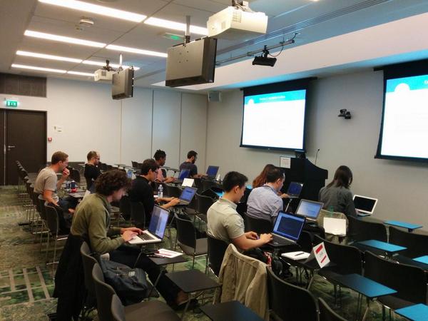 cbalit's tweet image. Formation @sfeir #Angular. Ça bosse dur.