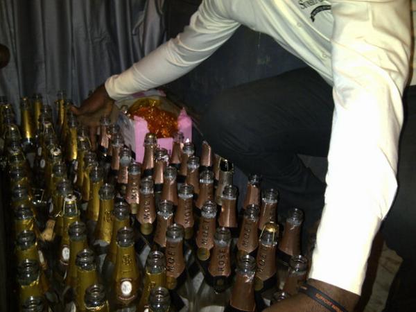 Sunset Cafe Ng tweet media