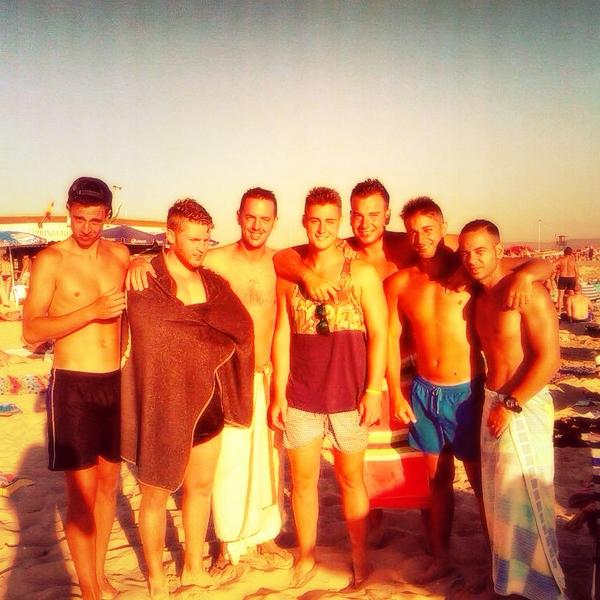 CabezasAdri's tweet photo. Alineación #conil2014 @FranEgea2 @RafaCabezas13 @V123Danny @EduCassanete @jl_gonzalez1985 #Darius #rajobos @javi_p_a http://t.co/0xQLYQ6phU