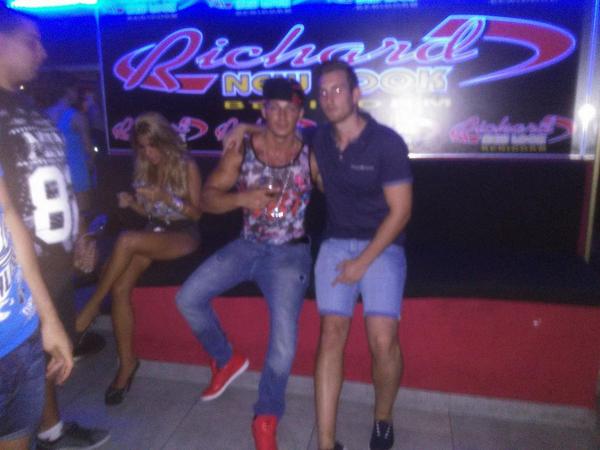 Jesuferlo's tweet photo. Una de anoche con @Nyno_SBR  (; http://t.co/6JHOkDE38L