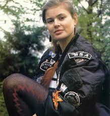 Sophie Aldred and James Marsters are both 52 today. Happy Birthday, Ace and Spike! 