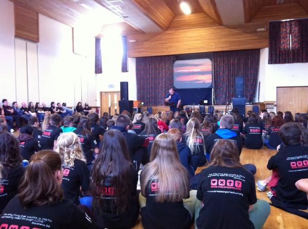 xpression_pdown's tweet photo. @bigjohnscott bringing the message this morning #LoveNeverFails #XP14 http://t.co/5tMZXx8gdX