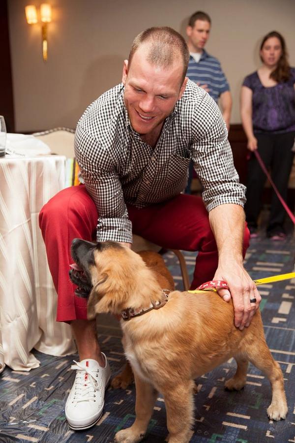 Harrys_Picks's tweet photo. Having #rescuetherunway withdrawals! More pictures to come! @RescueRunwayBOS  @BrittanyLBang #shawnthorton #bruins http://t.co/Sv8BygeoW4