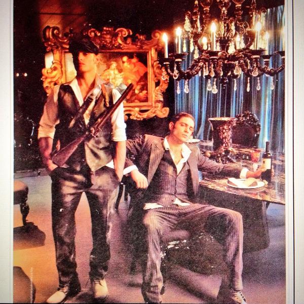 A_Calascibetta's tweet photo. Oggi su The Men Issue ripubblicato un bellissimo #photoshoot by @tonithorimbert per #max #dolcegabbana http://t.co/0hYt4q5WeS