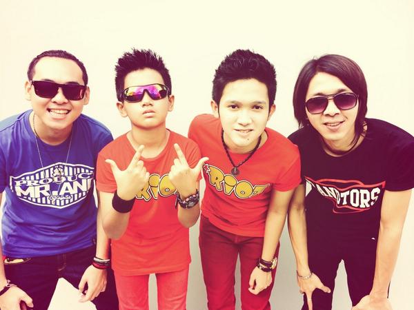 Riopratama29's tweet photo. Taping matrix tv done ! Kami power ranger blukutuk mengucapkan selamat malam buat para jomblo ! Haha http://t.co/ajf9PXmkFb