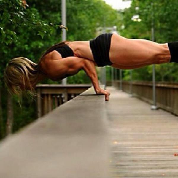Now this is what I call real strength. Share or Retweet if you like. #fitness #balance