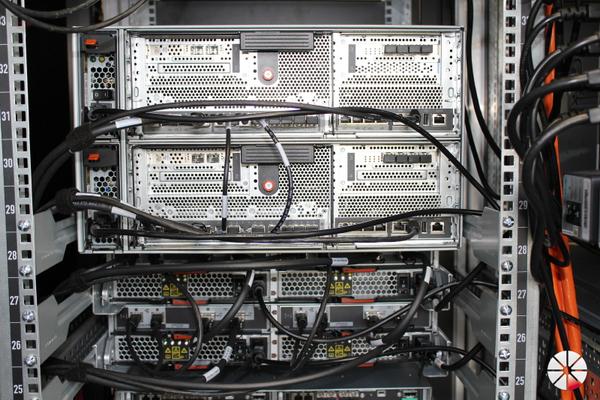 qSkills's tweet image. Es juckt in den Fingern. Soll ich die @NetApp FAS8040 mal anwerfen oder nicht? ;) ^dg #FlashCache #SSD #HybridPool