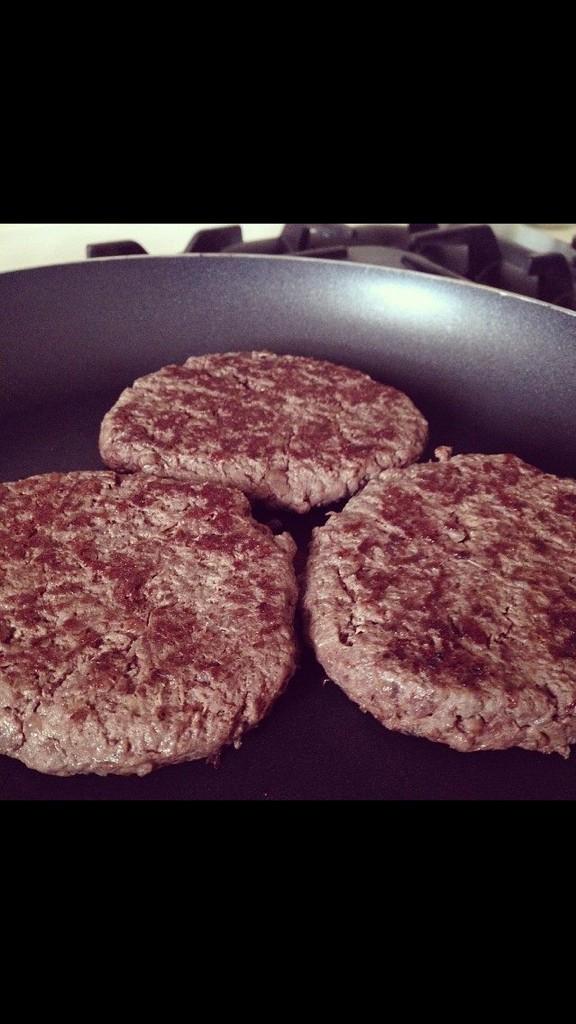 Enjoying my delivery from @GSNchicken  ostrich burgers on the menu. Use code gsnloz for 10% off your next order.