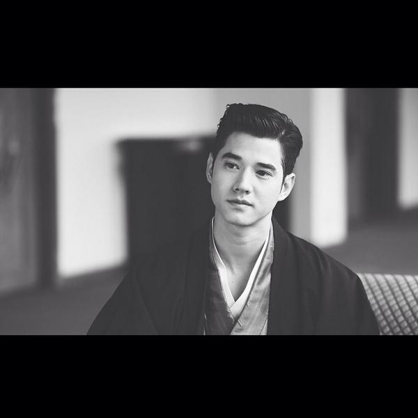 ดูกันอยู่ไหมเอ่ย? #รอยรักหักเหลี่ยมตะวัน #therisingsun 
วันนี้ตอนจบแล้วนะ เปิดดูเดี๋ยวนี้เลย นี่คือคำสั่งของโชเรียว!