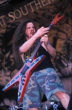 Happy Birthday to the legend that is Dimebag Darrell Abott. 
R.I.P the king of guitar shredding 