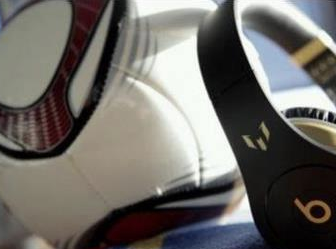 MonAragonSeg's tweet photo. FAV si tú tampoco puedes vivir #SinFutbolYMúsica #TuEligesTuHTCorona http://t.co/XUSaNrWjHx
