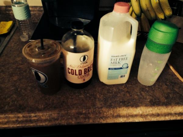 Anniecupcakes's tweet image. Feeling like quite the at home Rook-star! Made my own refill, and even made simple syrup! #rooked #rooker