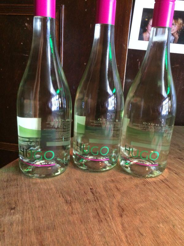 timelesshvh's tweet photo. Wij schenken nu ook Hugo! http://t.co/vOsZy80LI8