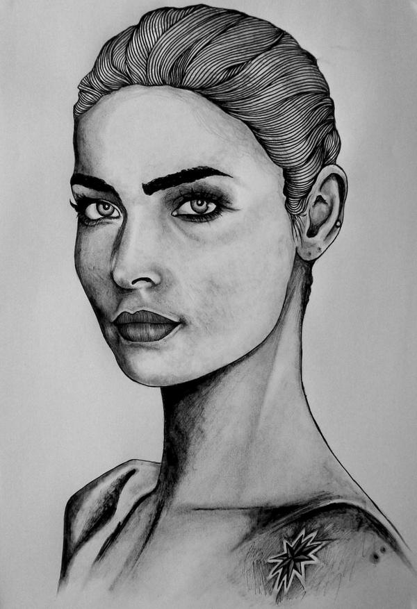 DamianPoundsArt's tweet photo. Fast style sketch of @lisaseiffertluv http://t.co/HyyKET10To