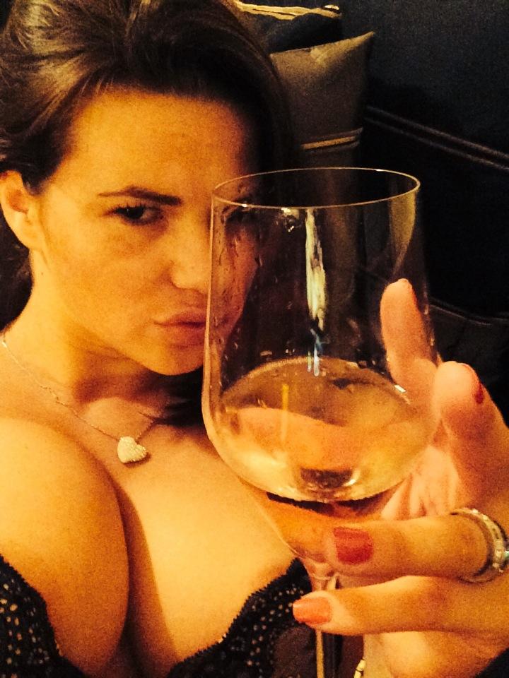 I drink in your Honor!!! Kisses http://t.co/EhHpNGBSav