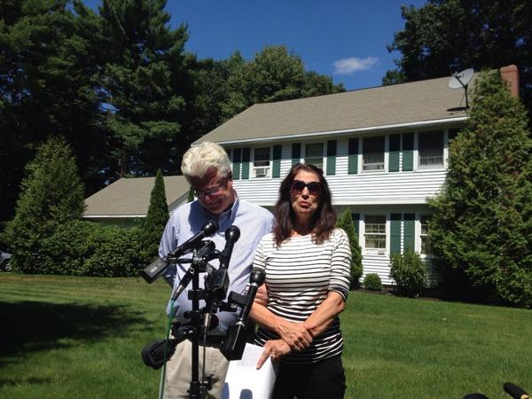 BerniceNews's tweet photo. James Foley's parents: "We're so proud of Jim." http://t.co/xbiJWVvqIa