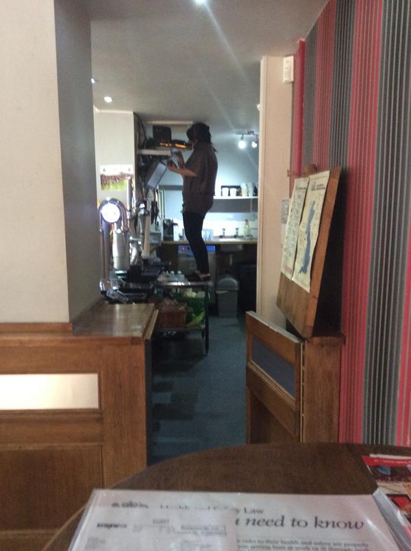 safetyphoto's tweet image. “@asctty: Don't you just love pub safe systems of work lol! http://t.co/F8NsQnEnPR” - their system looks watered down