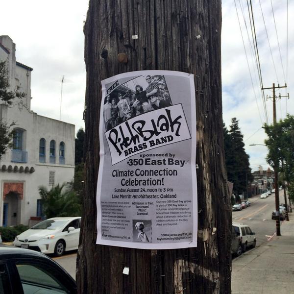 pmqwerty's tweet photo. @PitchBlakBrass @MaxSholl y'all got a pretty good street crew in Oakland, seeing these up and down my block! http://t.co/xeU48mubUD