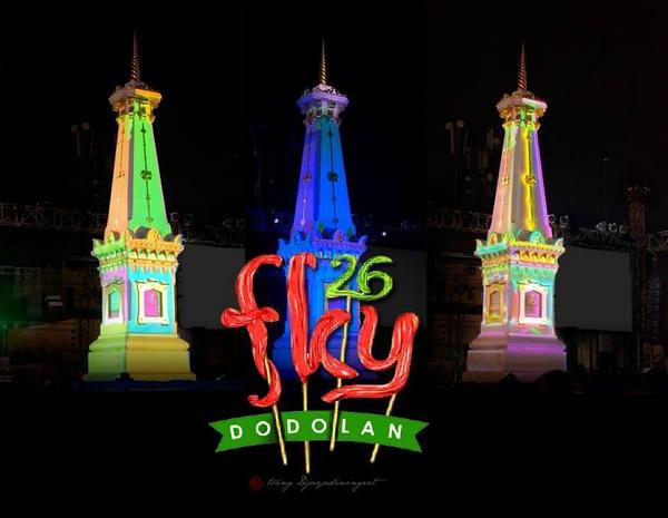 Video maping tugu jogja saat pembukaan FKY 26