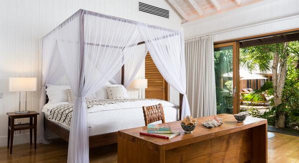 ELLEDECOR's tweet image. We LOVE this bed! Can you guess who lives here? elld.cr/6015WJRX