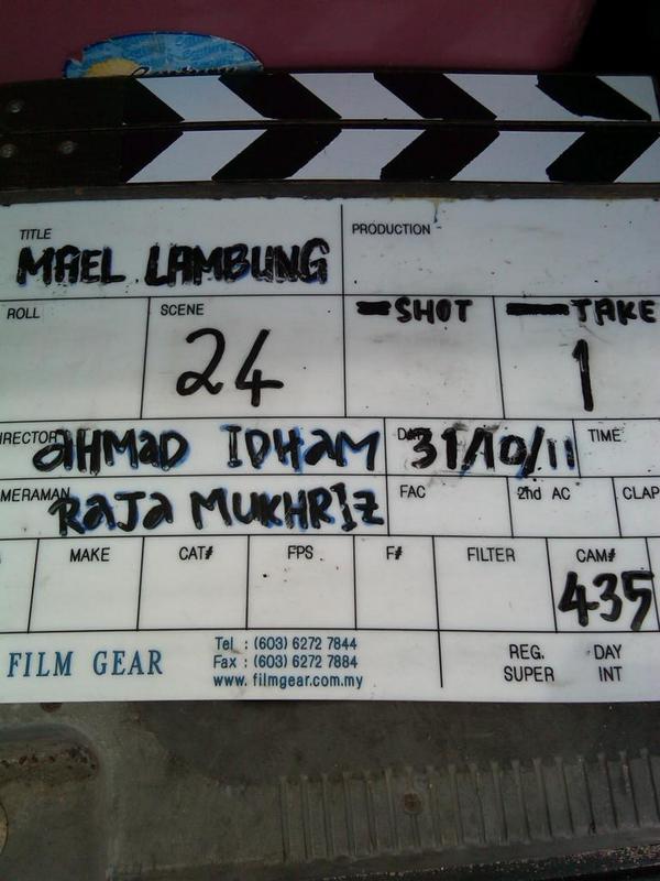 arepjalaludin's tweet photo. tiba2 rindu nak pegang bendaalah ni.. dh 2tahun gua tk "clap-clap" dia.. ='( #clapperboard #clapperboy http://t.co/YdJ1Je0gRz