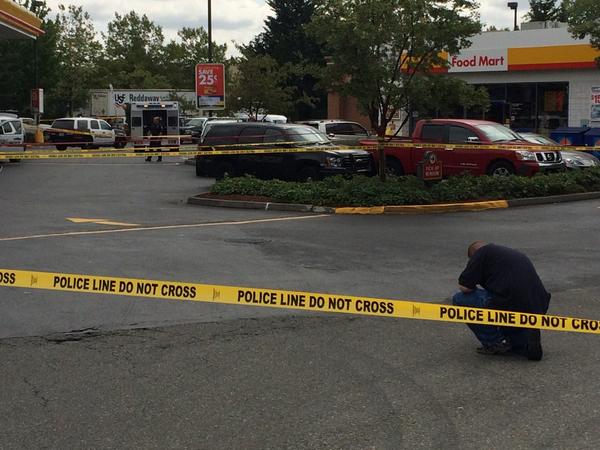 LegerosKIRO7's tweet photo. Kent police say the shooting of two outside Shell station appears to be random act http://t.co/2PVfaMmHWL