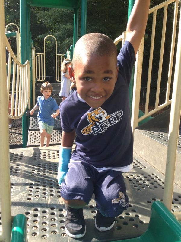 jhackercps's tweet image. What a happy boy!