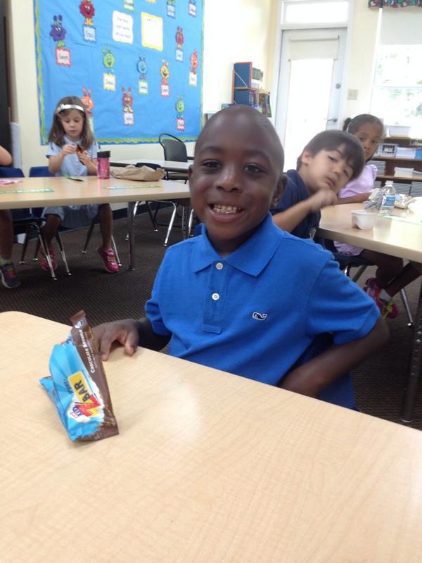 jhackercps's tweet image. Snack time! Yum!