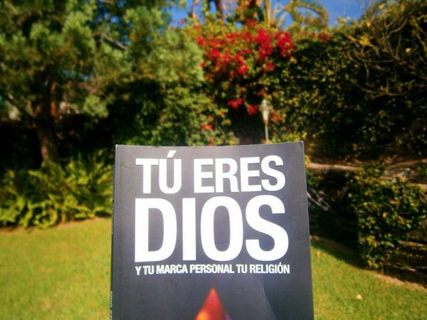 <a href="/andreaapeztegui/">Andrea Apezteguia</a> desde California #TÚERESDIOS Gracias baby!